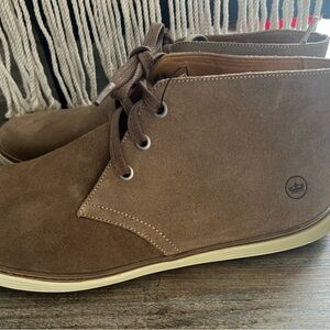 Peter Millar Brown Suede Chukka Boots